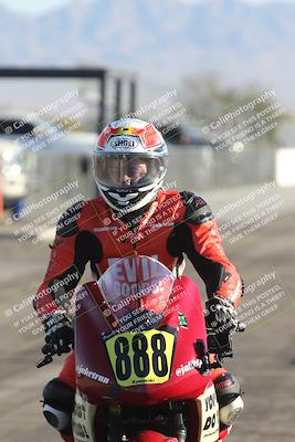 media/Oct-31-2025-CVMA Friday Practice (Fri) [[e9defcbea4]]/1-Around the Pits/